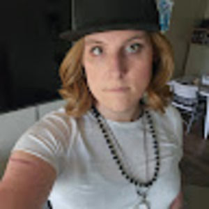 Meet your Posher, Courtney